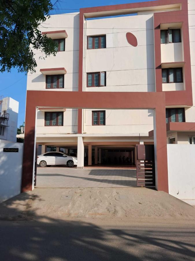 Mayfair Service Apartments Coimbatore Exterior foto